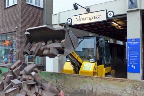 Bauarbeiten in der Möwengasse. Foto: KARL ERHARD VÖGELE 