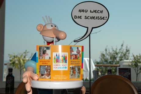 Travemünde Aktuell: Travemünder Fahnenmeer 2007 zugunsten von UNICEF