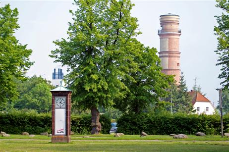 Travemünde Aktuell: Der Park mit der schönen Uhr