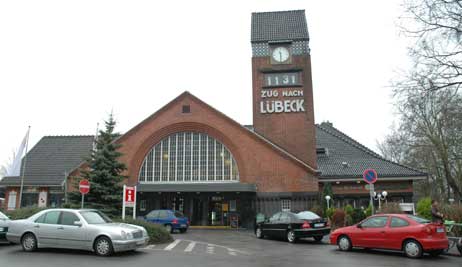 Der Strandbahnhof im Januar 2007. Das DB-Logo fehlt. Warum? Foto: ARCHIV TRAVEMUENDE-AKTUELL 