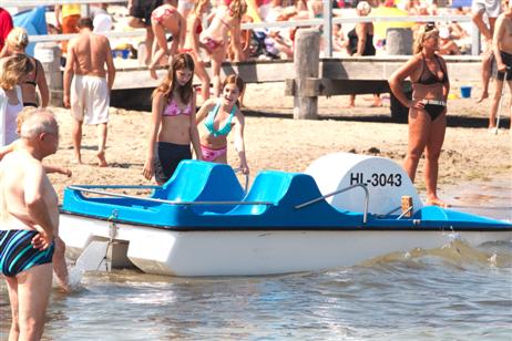 Tretbootfahren – gleich sticht das Boot in See!