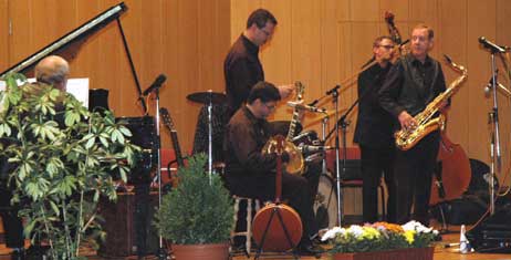 »Kerzels Ragtime Band« tritt im Rosenhof auf. Foto: ARCHIV TA 