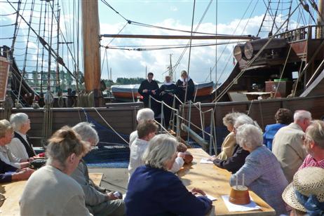 Travemünde Aktuell: Im Fischereihafen ist immer was los