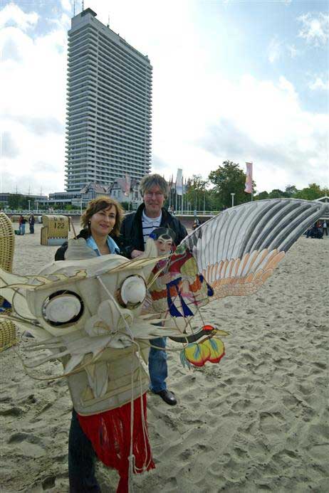 Travemünde Aktuell: Das Fest der bunten Herbstdrachen in Travemünde