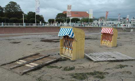 Travemünde Aktuell: Sturmschäden: Jetzt wird aufgeräumt