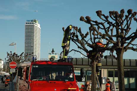 Travemünde Aktuell: Vorderreihe: