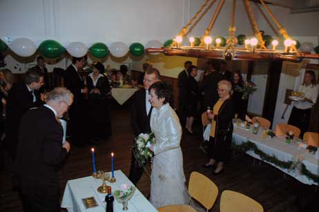 Travemünde Aktuell: Kapitäns-Trauung in der Silvesternacht: