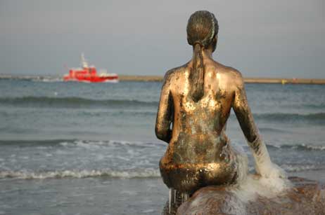 Travemünde Aktuell: Eis-Nymphe