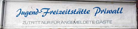 Travemünde Aktuell: Dach vom Speisesaal deckt Schweinestall