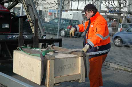 Fragile – Zerbrechlich.