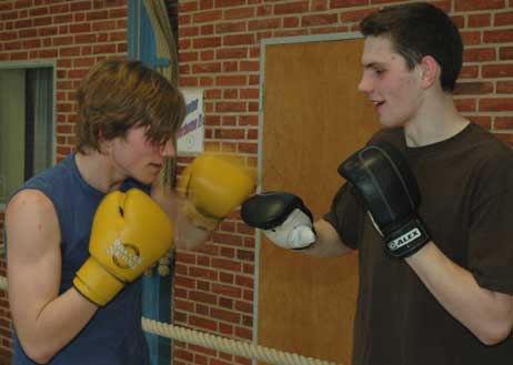 Sascha Meyer (18) und Julius Becker (18). Foto: HELGE NORMANN