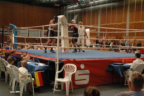 Travemünde Aktuell: Riesenstimmung in der Steenkamp-Halle:
