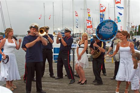 Jazz und Unterhaltung auf der Überseebrücke 1.