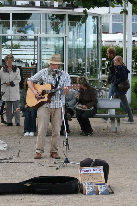 Travemünde Aktuell: Jimmy Kelly: Spontankonzert auf der TW