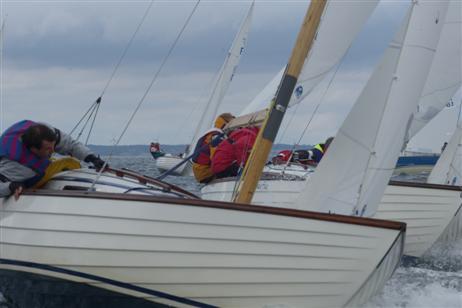 Travemünde Aktuell: Nur Folkeboote trotzten starken Böen