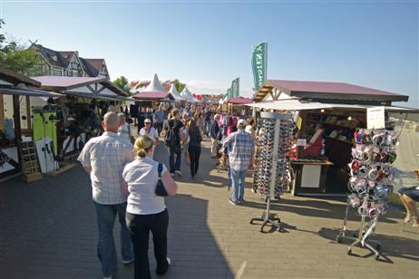 Travemünde Aktuell: Super Spielspaß für die Kleinen, Erlebnis-Shopping für die Großen