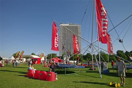 Travemünde Aktuell: Super Spielspaß für die Kleinen, Erlebnis-Shopping für die Großen