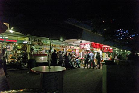 Travemünde Aktuell: Travemünder Woche im Hochsommer: Chillen, Tanzen, Feiern direkt am Strand