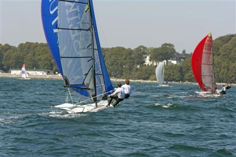 Travemünde Aktuell: Dänische 470er-Frauen gewinnen Travemünder Woche überlegen