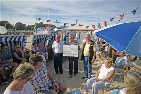 Travemünde Aktuell: Shantychor ersingt 1050 Euro für guten Zweck