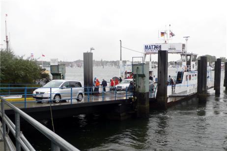 Travemünde Aktuell: Niedrigwasser auf der Trave zeitweise unter 4 Meter