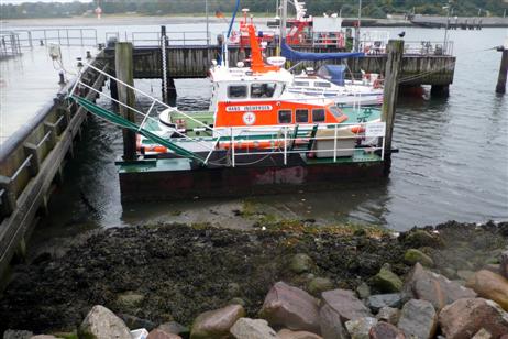 Travemünde Aktuell: Niedrigwasser auf der Trave zeitweise unter 4 Meter