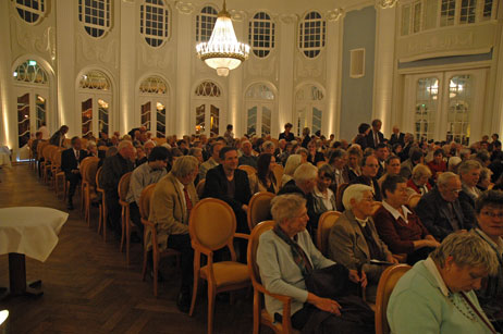 350 Gäste wollten das Konzert hören. Foto: TA 
