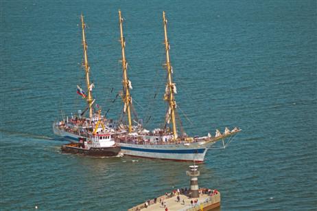 Die »MIR« kommt im Mai nach Travemünde. Windjammer-Fans können einen Tagestörn buchen. Alle Fotos: KARL ERHARD VÖGELE