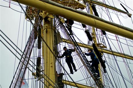 Travemünde Aktuell: Die MIR nimmt Kurs auf Travemünde