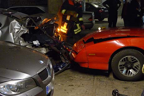 Travemünde Aktuell: Maritimtiefgarage: Unfall mit Funkenflug und starker Rauchentwicklung