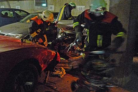 Travemünde Aktuell: Maritimtiefgarage: Unfall mit Funkenflug und starker Rauchentwicklung