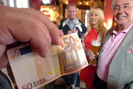 Die ersten Spenden gingen auch schon ein. Alle Fotos: KARL ERHARD VÖGELE 