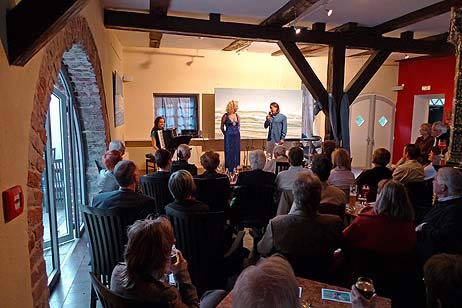 Das Publikum zeigte sich bei der Vorpremiere in der »Alten Vogtei« begeistert. Alle Fotos: KARL ERHARD VÖGELE