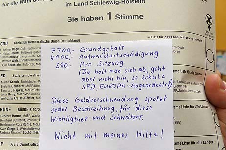 Botschaft eines frustrierten Nicht-Wählers. Die meisten blieben gleich ganz zu Haus. Alle Fotos:KARL ERHARD VÖGELE 
