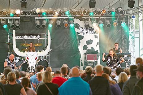 Travemünde Aktuell: TW-Festivalbühne: Fetzige Livemusik zum Nulltarif