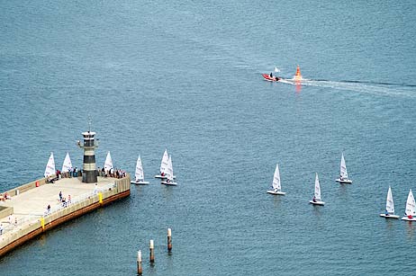 Travemünde Aktuell: IDJ+JüM-Auftakt: Segelmarathon der Talente