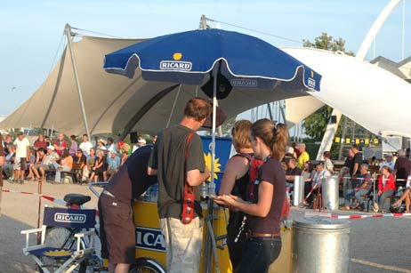 Sponsoren-Stand von Ricard. Foto: TA