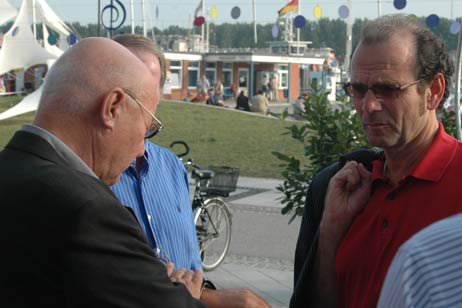 Die Lübecker CDU war in großen Teilen angetreten: Peter Sünnenwold, Klaus Petersen und Frank Sauter. Foto: TA 