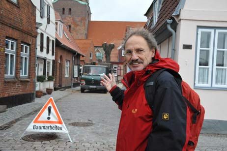 Carl Howe (GRÜNE) informierte sich vor Ort. Foto: TA