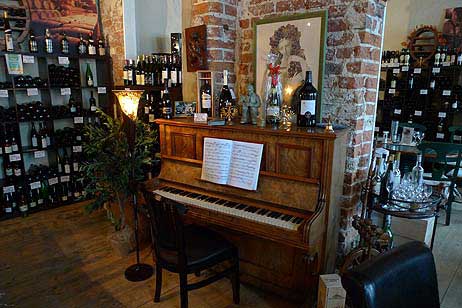 Travemünde Aktuell: Musikalischer Salon im Weinkabinett