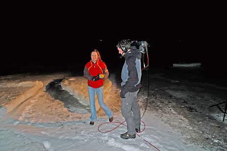 Noch bevor die Sonne aufging gab es heute morgen schon Fernsehbilder vom Travemünder Strand. Alle Fotos: KARL ERHARD VÖGELE