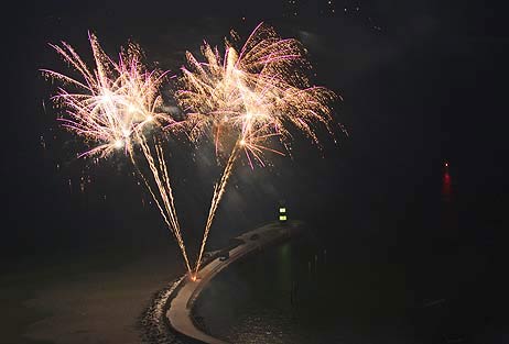 Travemünde Aktuell: Halbzeit bei der »Ice & Beach Party«