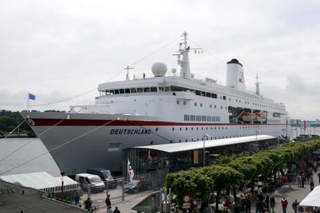 Die »Deutschland« am Ostpreußenkai. Foto: LHG 