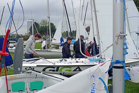 Travemünde Aktuell: Weltmeisterschaftsausscheidungen der 420er in Travemünde gestartet