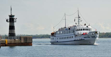 Die MS »Marittima« (Foto) und die MS »Sven Johannsen« bieten kostenlose Rundfahrten. Foto: TA 