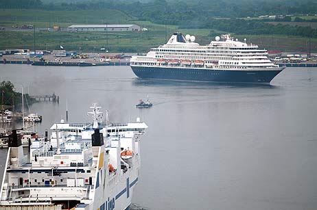 Travemünde Aktuell: Prinsendam in Travemünde