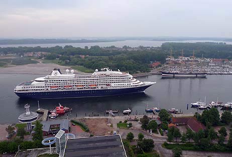 Travemünde Aktuell: Prinsendam in Travemünde