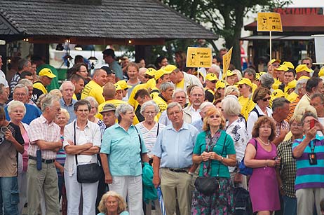 Travemünde Aktuell: »Heißt Flagge!« – Los geht die 121. TW