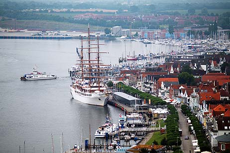 Travemünde Aktuell: Luxus unter Segeln