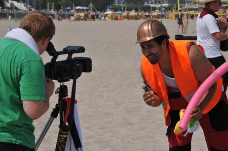 Travemünde Aktuell: Feiern, bis die Ananas platzt